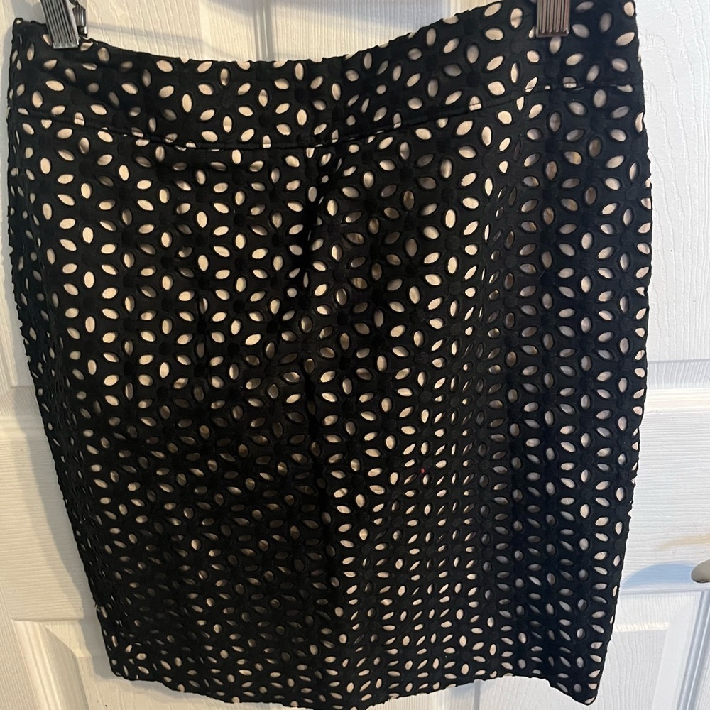 Loft eyelet black/ cream skirt 4P